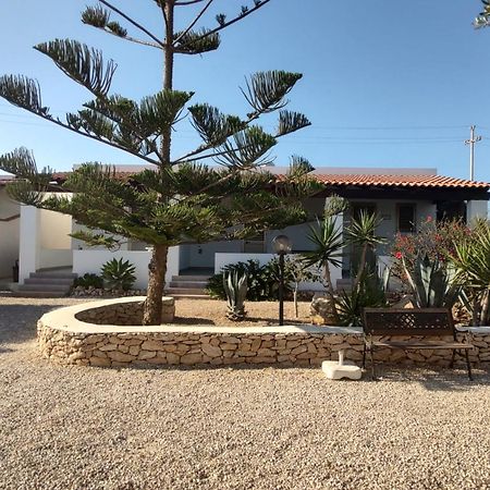 Aparthotel Lo Zodiaco Lampedusa Exterior foto